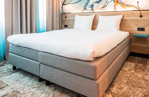 Scheveningen Badplaats House | 2 units in Prime location near city center, Seaside Pier and local sites
