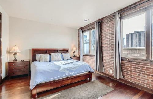 Ballpark Apartment | 2 UNITS Loft in LoDo RiNo Mountain BallparkView