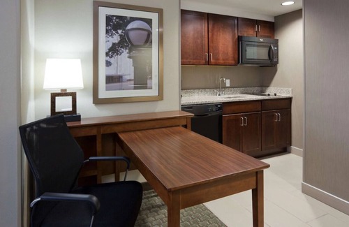 Kutzky Park Hotel | 2 Units Near Rochester Baseball Complex, Free Breakfast, Pool!