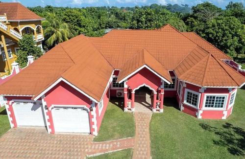 Galina Villa | 2 Villas in Jamaica-22 guests-Fully staffed