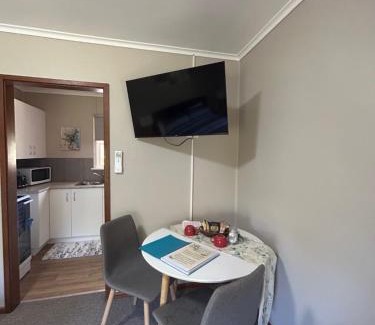 Canowindra Apartment | #2 Waddell Studio Apartment