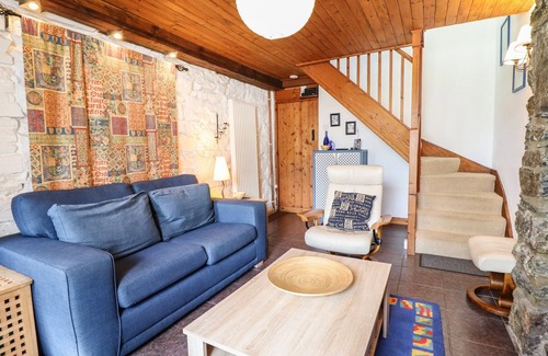 Manod Cottage | 2 WATERLOO COTTAGE, pet friendly in Blaenau Ffestiniog