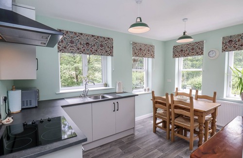 Grosmont Cottage | 2 WHINSTONE COTTAGE, pet friendly, with open fire in Grosmont