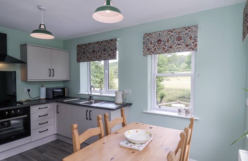 Grosmont Cottage | 2 WHINSTONE COTTAGE, pet friendly, with open fire in Grosmont