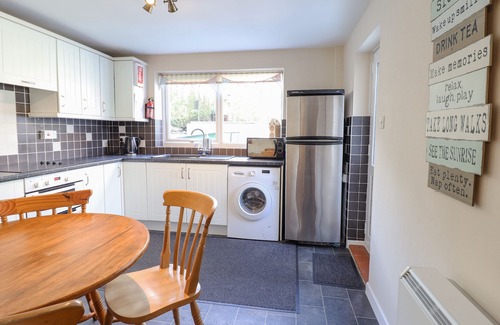 Penmachno Cottage | 2 WHITE STREET, pet friendly, character holiday cottage in Penmachno