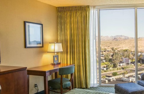 Laughlin House | 2 x Panorama Room - 2 Queens at Aquarius Casino Resort