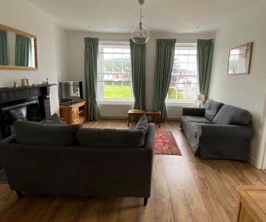 Aberaeron Apartment | 2 Yr Hen Fanc