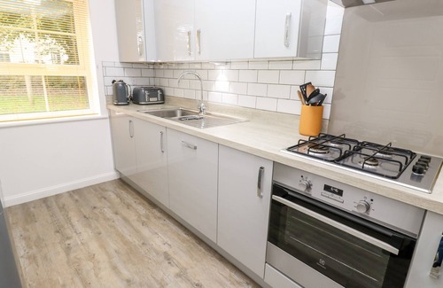 Mabe Cottage | 20 BISHOPS WAY, pet friendly, country holiday cottage in Falmouth