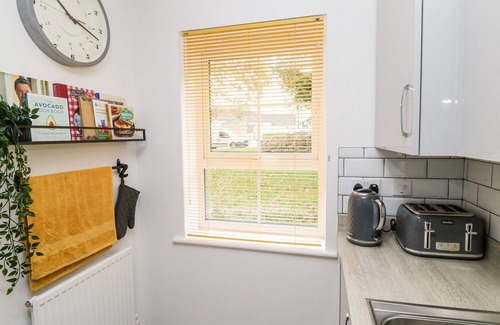 Mabe Cottage | 20 BISHOPS WAY, pet friendly, country holiday cottage in Falmouth