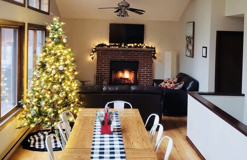 Hamlin House | 20% DISCOUNT FOR MONTAGE MTN FOR ALL BOOKINGS