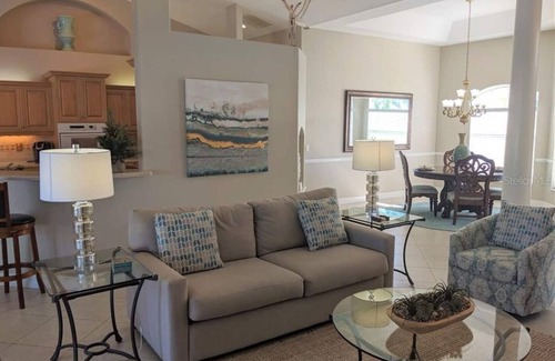 Pine Valley House | 20% Discount on 6-Month Advanced Bookings and 10% Discount Last Minute Bookings