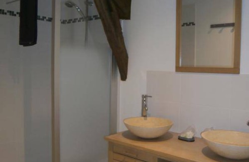 Saint-Medard-de-Presque Hotel | 20 m² Hotel ∙ 1 bedroom ∙ 3 guests