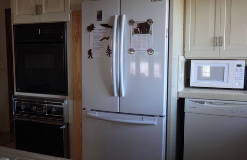 Eureka House | 20+ Guests welcome in 2 adjacent properties