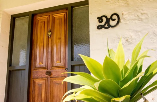 Keith House | 20 Hill Avenue Bed & Breakfast