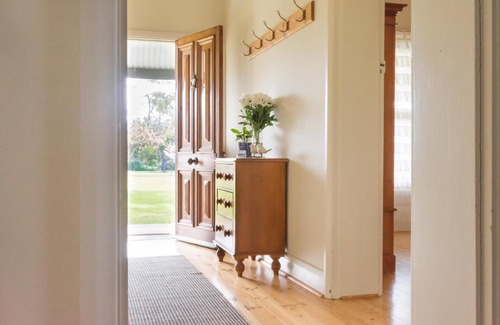 Keith House | 20 Hill Avenue Bed & Breakfast