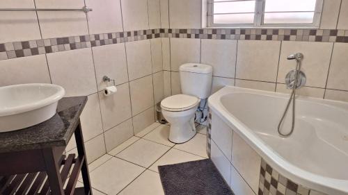 Illovo Beach Apartment | #20 Illovo Views