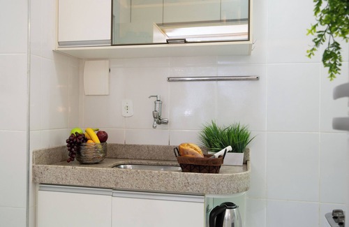 Centro Apartment | 20 m from the beach in the center of Guarapari - Brazilian Corner