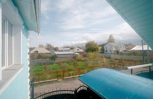 Karakol Bed & Breakfast | 20 m² Bed and breakfast ∙ 3 guests