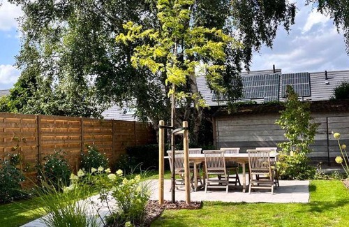 Assebroek Bed & Breakfast | 20 m² Bed and breakfast ∙ 2 guests