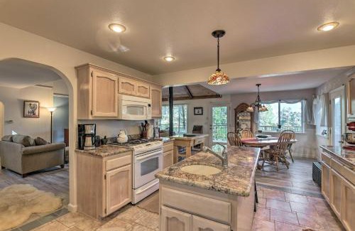 Shingletown House | 20 Mi to Lassen Park Chateau with Mt Shasta View!