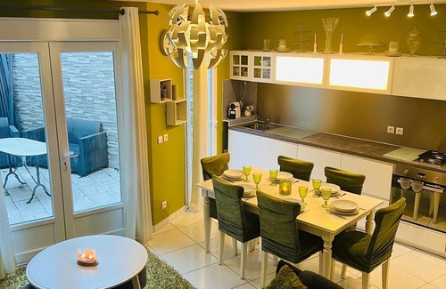 Villeneuve-le-Roi House | 20 MIN PARIS/10 MIN ORLY AIRPORT CASA PARADIS VERT