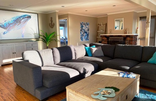 Dalmeny House | 20 Mummaga Way