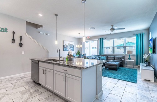 Indian Wells House | 20% off 5 Nights or Longer in Orlando