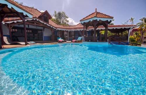 Trois-Ilets Villa | 20% off from may 1st to june 22nd 2025 (MQTI57 - 14 pax)