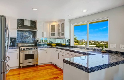 Ventura House | 20% Off Sept Ocean Views & Great Reviews W/Hot Tub