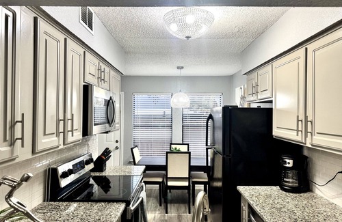 Irving Condo | 20% OFF Upgraded 2bd 1.5 bath loft condo DFW south - Irving