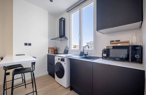 Montrouge Apartment | 20 - Renovated Studio walking distance to Paris