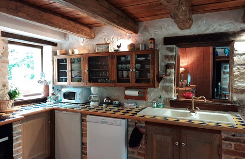 Dormelles Cottage | 20' south of Fontainebleau, the Eden barn in its green setting