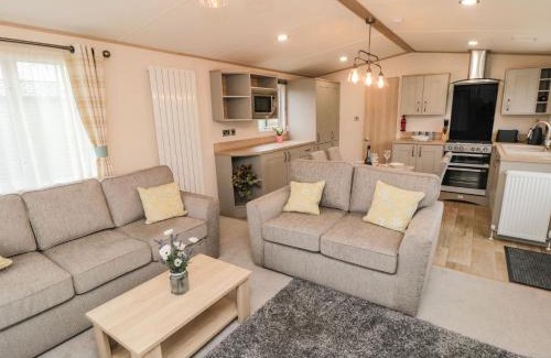 West Heslerton House | 20 Wolds View