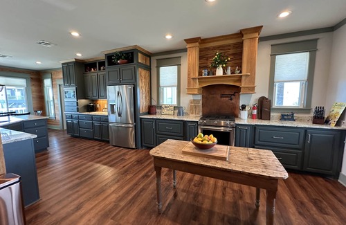 Hackberry House | 200 feet on the water with boat house!