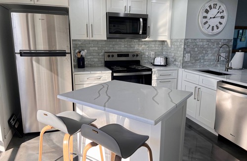 Flagler Beach House | 200 ft from beach! Totally renovated in 2023. Small town feel of Flagler Beach.