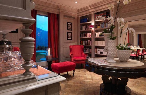 Agra Hotel | 200 m² Hotel ∙ 127 guests