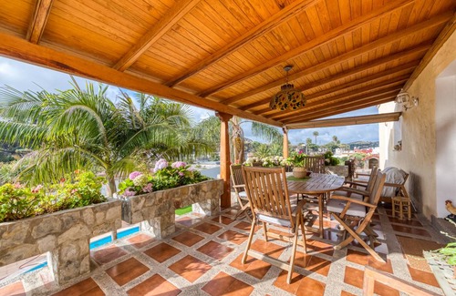 Tafira Villa | 200 m² Villa ∙ 5 bedrooms ∙ 10 guests