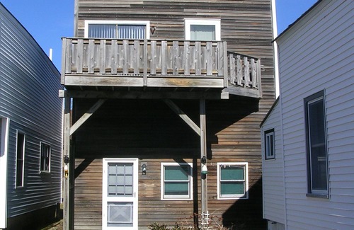 York Harbor House | 200 Steps to the Atlantic Ocean