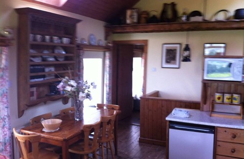 Swinford House | 200 Year Old Stone Built Cottage
