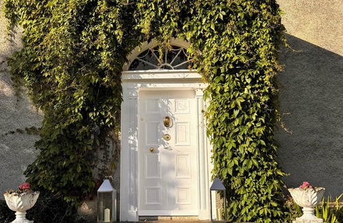 Fahan House | 200 yr old Georgian house located in beautiful Co Donegal 10 mins from beach