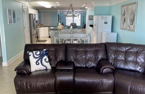 Crescent Beach Villa | 2000 sq ft Ocean View Villa steps to the beach.4 bdr 3 baths small pool hot-tub.