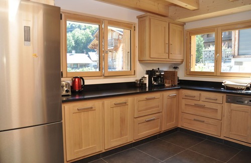 Morillon Ski Chalet | 200m from the gondola, beautiful chalet for 15 people
