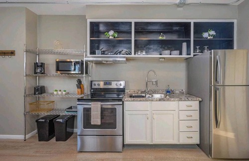 Appleton Apartment | 201 - Downtown 2 Bedroom Apartment