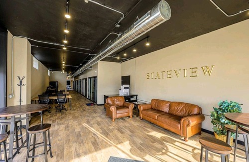 Appleton Apartment | 201 - Downtown 2 Bedroom Apartment