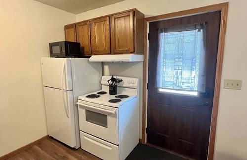 Tomah Apartment | 201 E Veterans Street Apt C by Patriot Properties