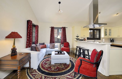 Historic Eastside House | 2016 Heritage Award Home in dwtn. Santa Fe, Soaking tub, Outdoor deck for dining