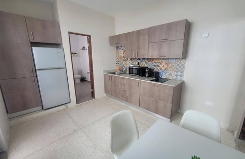 Ocean Park Apartment | 2019 Cacique by Stay with Bear