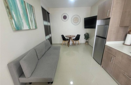 Ocean Park Apartment | 2019 Cacique by Stay with Bear