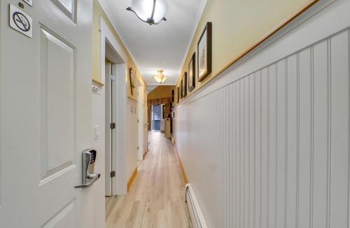 Charlevoix House | 202 Pointes North Inn