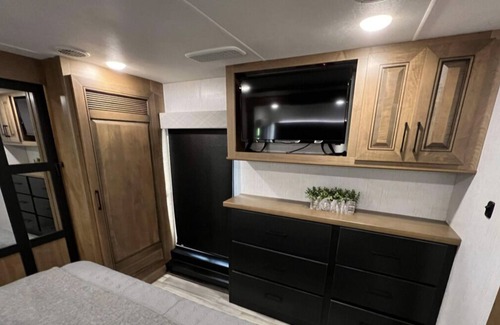 Fort Ogden House | 2021 Heartland Bighorn 5th wheel Fort Myers